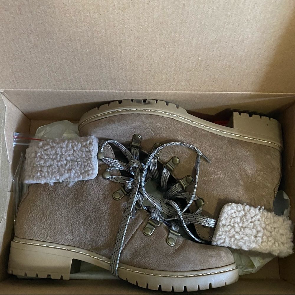 Bass Suede Boots
